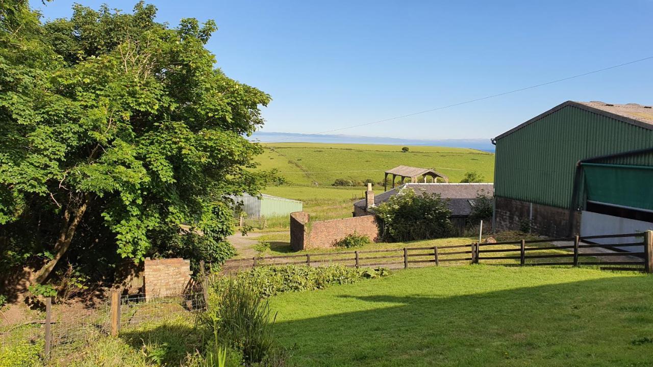 Dairy Cottage With Sea Views Гървън Екстериор снимка